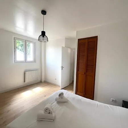 Apartment Le Parisien - Logement Pour 2 Personnes